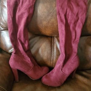 Knee high Charlotte Russe boots size 9 in dark red